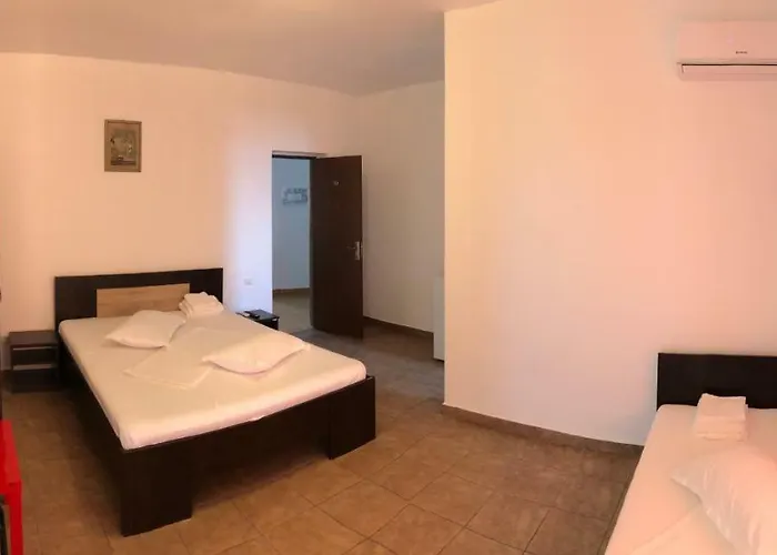 Orient 2 Pensiune 3*